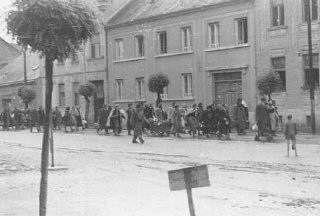 Déportation de Juifs. Koszeg, Hongrie, 1944.