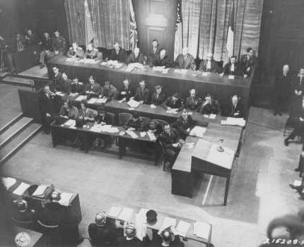  Reading of the statement of the court at the International Military Tribunal. [LCID: 81950]