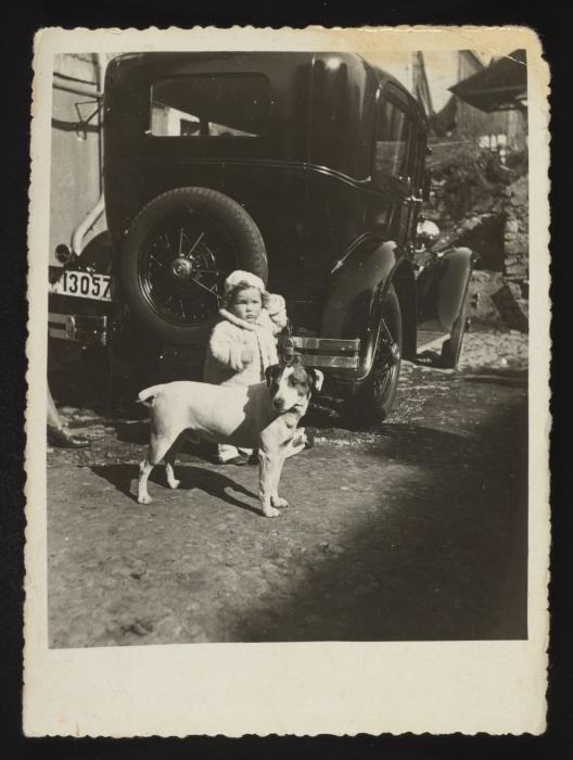 Photograph of Greta Braude Heiman with a dog in Hamm an der Sieg, Germany, 1932