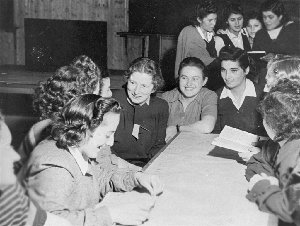 Jewish female survivors at a convalescent home. Sweden, 1946. [LCID: 01187]