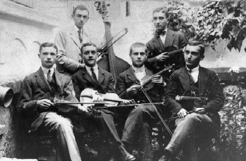 <p>String ensemble of young men of Sephardic families, 1920s. Most of them were medical students. All but one perished in the Holocaust. Belgrade. Courtesy of Jenny Lebel, Tel Aviv</p>