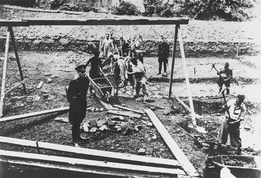 Jewish inmates at forced labor in the Vyhne concentration camp.