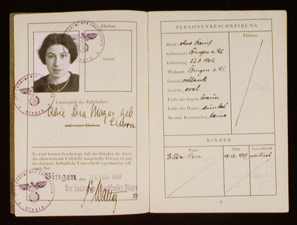 German passport issued to Alice "Sara" Mayer (inside) [LCID: 1998oi1z]