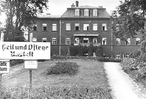 <p>カウフボイレン安楽死施設。 1945年、ドイツ。</p>