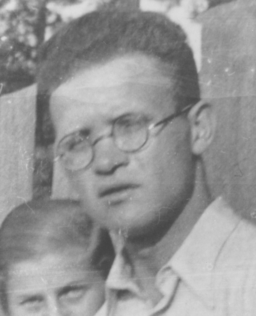 Lewek Szabasson