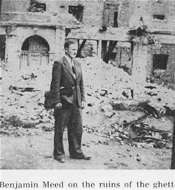 While living in hiding on the Aryan side of Warsaw, Benjamin Miedzyrzecki returns to the site of the Warsaw ghetto, where he poses among the ruins.