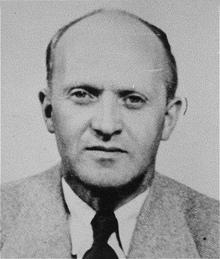 Klaas de Vries, a Dutch Jehovah's Witness who was deported to the Sachsenhausen concentration camp in Germany. [LCID: 80414]