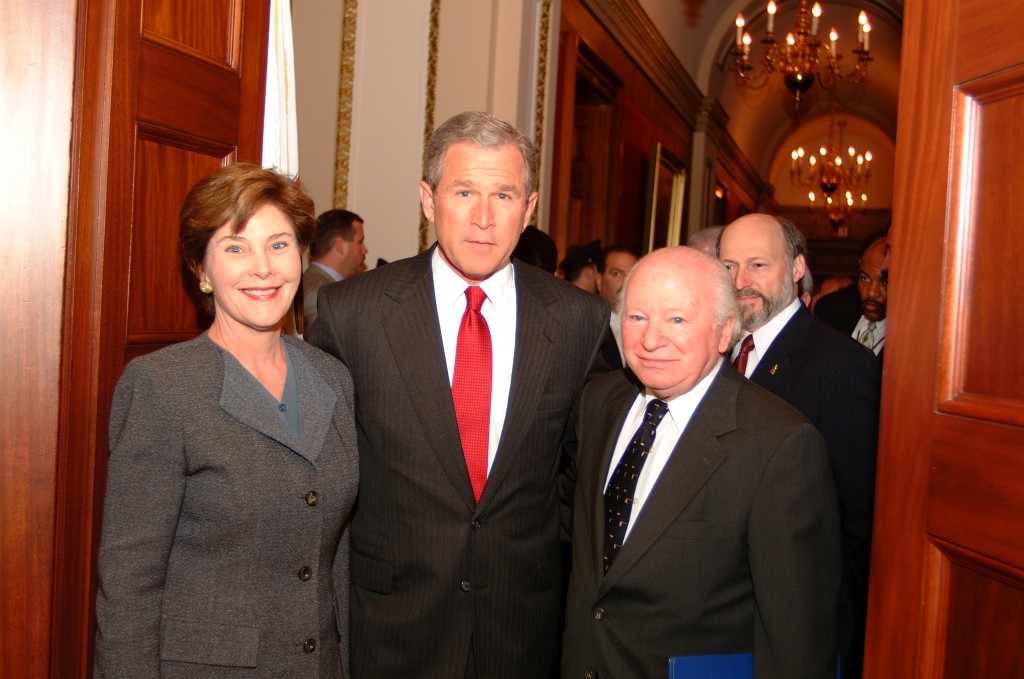Laura Bush, George Bush, and Benjamin Meed during the Days of Remembrance 2001.