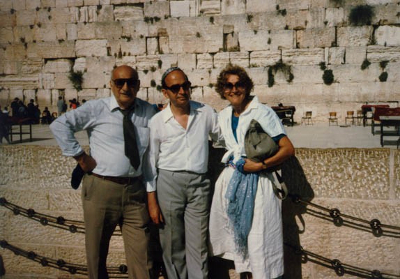 <p>Aron and Lisa with Tadek Soroka, the Pole who helped them escape, on the occasion of Soroka's recognition as a "<a href="/narrative/11778">Righteous among the nations</a>" by Yad Vashem. Jerusalem, Israel, 1983.</p>