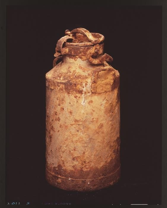 Milk can used to store content of the Oneg Shabbat archives