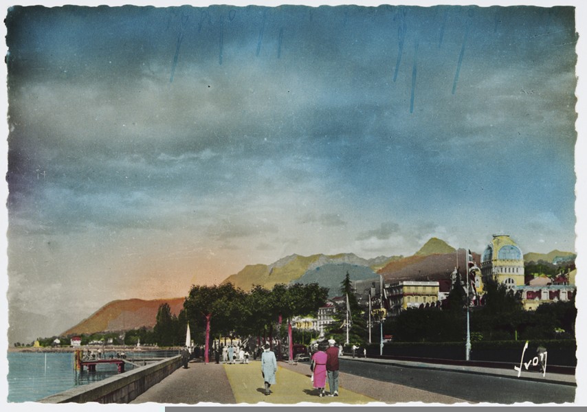 Postcard showing Evian-les-Bains at the time of the 1938 International Conference on Refugees.