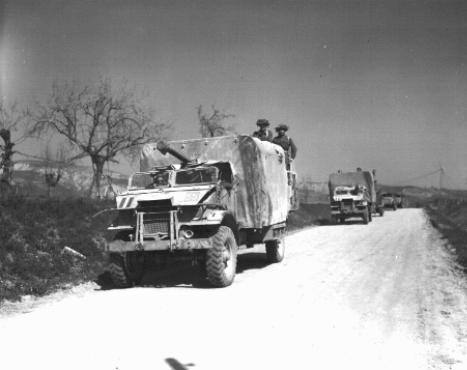 Soldiers and vehicles of the Jewish Brigade, which participated in the final Allied offensive in Italy. [LCID: 40344]