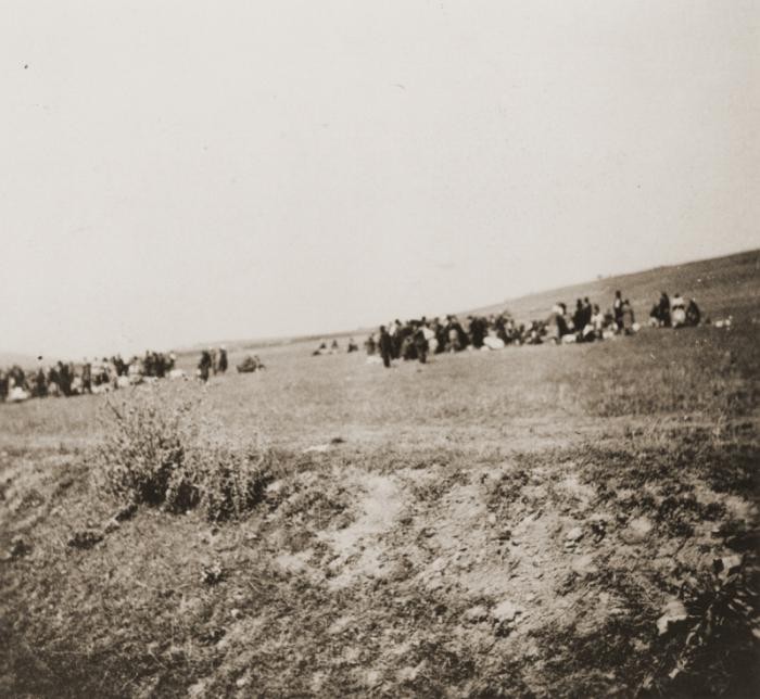 Jews at the killing site outside of Kamenets-Podolsk.