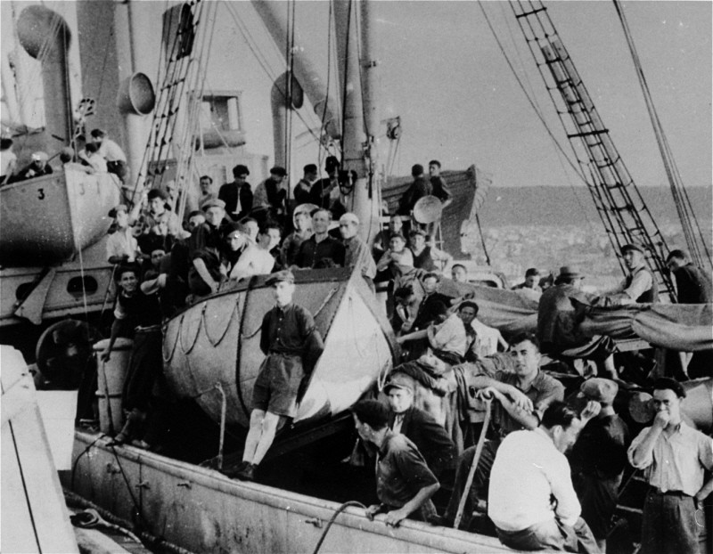Jewish refugees on board the Aliyah Bet ("illegal" immigration) ship "Atrato." [LCID: 85409]