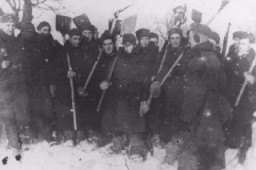 Zsidó hadifoglyok kényszermunkás osztaga a lengyel hadseregből.