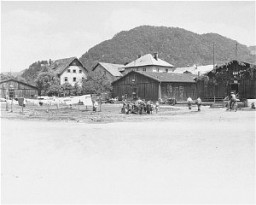 نمایی از اردوگاه آوارگان در سالزبورگ. سالزبورگ، اتریش. 25 مه 1945.