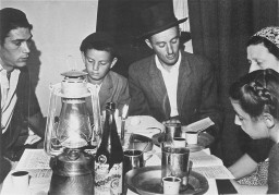 Jews interned in Cyprus prepare for Passover with supplies provided by the Joint Distribution Committee. [LCID: 46439]