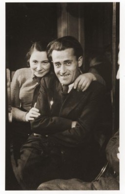 Prewar portrait of Pinchas and Roza Zygielbojm taken in 1936 in Warsaw, Poland. In 1942, they were taken into the Ponary forest outside of Vilna and killed by the SS and Lithuanian collaborators.
Born in 1906, Pinchas Zygielbojm was an actor and brother of Szmul Artur Zygielbojm, a leader of the Jewish socialist Bund in interwar Poland and later a member of the National Council of the Polish Government-in-Exile in London.  