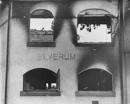 Ce bâtiment dans la ville d’Elverum, près d’Oslo, fut endommagé au cours d’un raid de bombardement à la suite de l’invasion ...