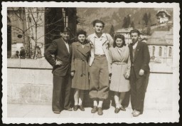 Salek Liwer (center) with friends at a Dror Zionist youth movement seminar in the Bad Gastein displaced persons camp in Austria, 1946.