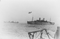 The "Monte Rosa" (right), one of the ships used to deport Jews from Norway to Germany. [LCID: 89096]