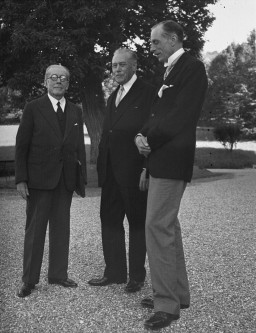 La Conferencia de Evian sobre refugiados judíos.