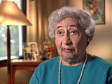 Ruth Berkowicz Segal describes deciding to leave Warsaw shortly after the outbreak of war