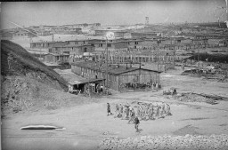 A group of women prisoners in the Plaszow camp. Plaszow, Poland, 1943-1944. [LCID: 32058]