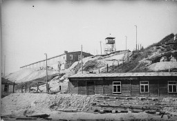 Vue du camp de concentration de Plaszow. Plaszow, Pologne, 1943–1944.
