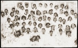 Group portrait of the members of the Zionist pioneer youth group, Ha-Shomer ha-Tsa'ir Hachshara. Kalisz, Poland, May 1, 1935.