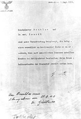 La autorización de Adolf Hitler para el programa de Eutanasia (Operación T4), firmada en octubre de 1939, pero fechada el 1 de ...