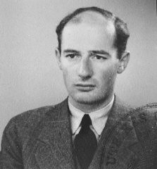 Photo de passeport de Raoul Wallenberg. Suède, juin 1944.