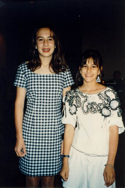 1991 photograph of Aron and Lisa's granddaughters, Courtney and Lindsay.