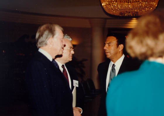 From left to right: former US President Jimmy Carter, Judge Thomas Buergenthal, former UN ambassador Andrew Young. [LCID: buerg3]