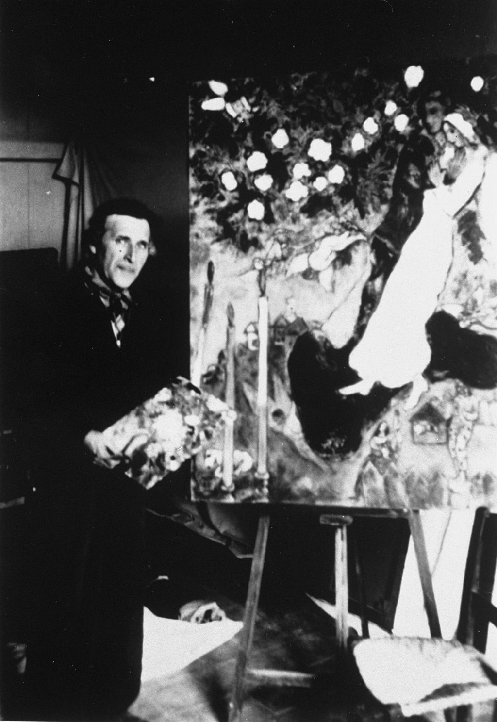 Marc Chagall, the Russian Jewish artist, at work in his studio in southern France. [LCID: 10116]