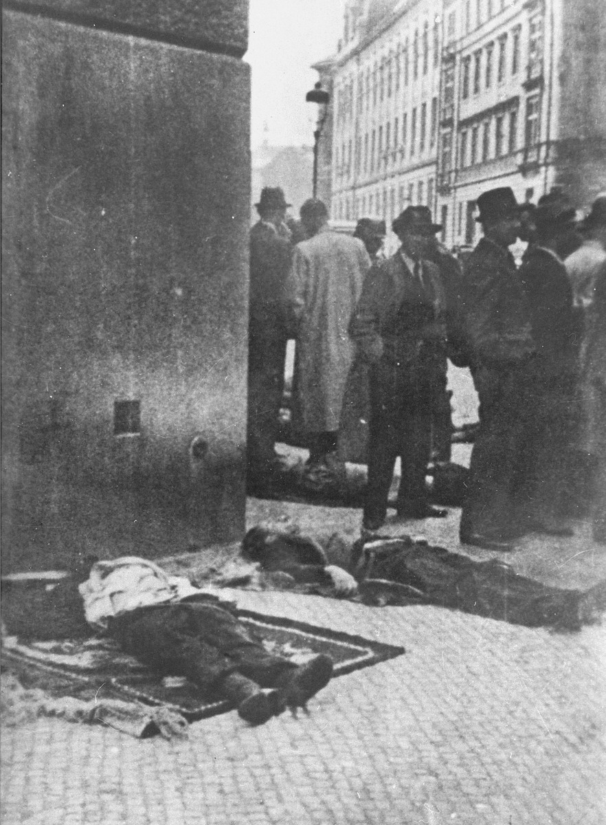 The bodies of SS General Reinhard Heydrich's assassins and five other operatives were displayed in front of the Carlo Boromeo Church (now the St. Cyril and Methodius Church).