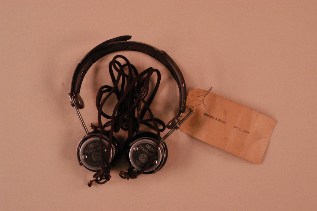 Headphones [LCID: 20054qtq]