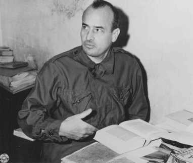 <p>Defendant Hans Frank, former Governor General of occupied Poland, in his cell at the Nuremberg prison. November 24, 1945.</p>