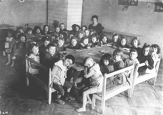 One of the many Jewish schools established by the Joint Distribution Committee in central and eastern Europe for children who had ... [LCID: 86905]