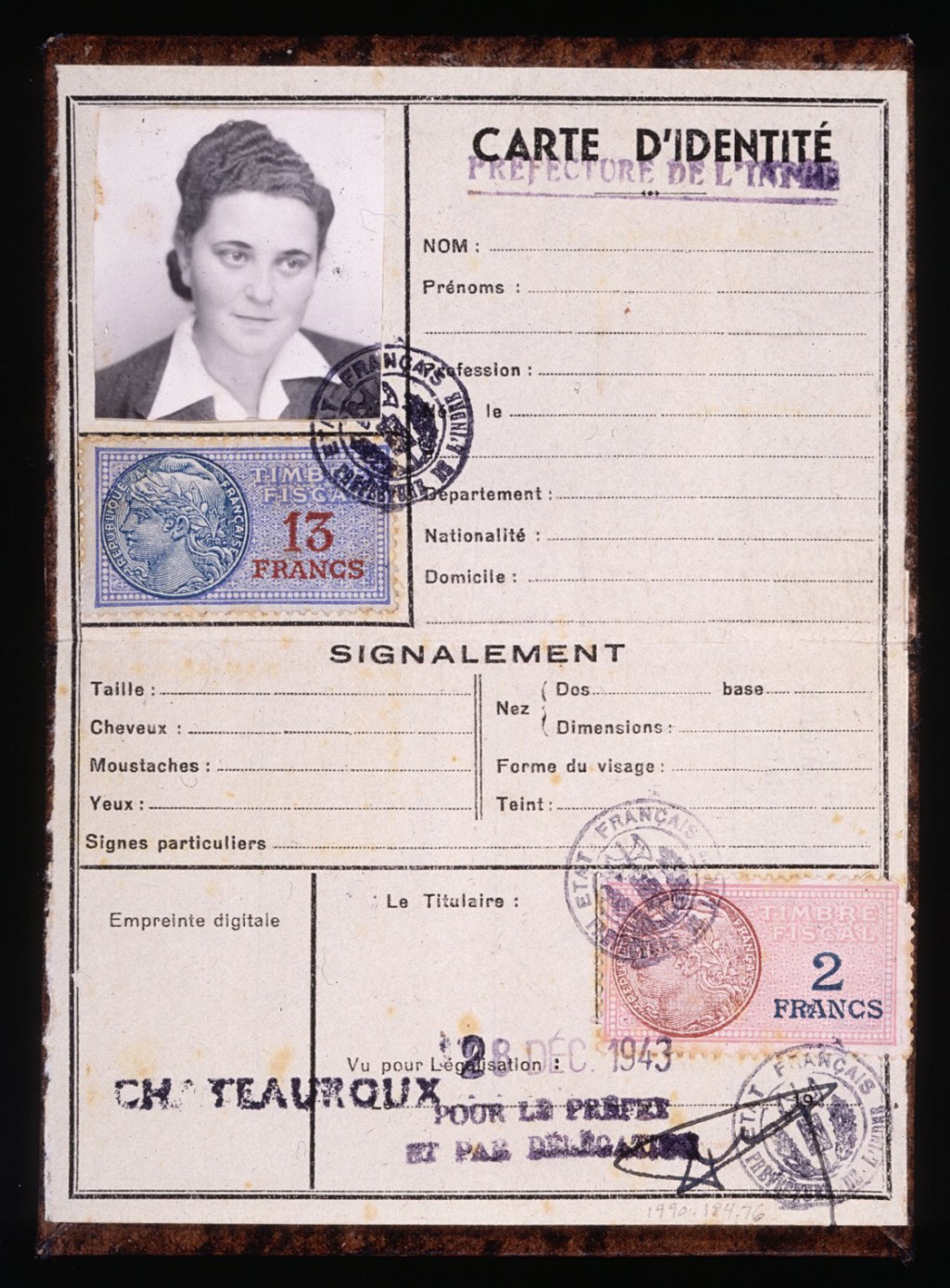 Documentation for a false identity: Simone Weil [LCID: 1998z08j]