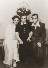 Wedding portrait of former Bielski partisan, Berl Kagan. Emden, Germany, April 3, 1948.
Pictured from left to right are Ita Rubin (the bride), her mother, Sarah Rubin, and Berl Kagan. All three were passengers on the Exodus 1947.
