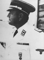 Le lieutenant-colonel SS Arthur Roedl, commandant du camp de concentration de Gross-Rosen. Gross-Rosen, Allemagne, entre le 1er mai 1941 et le 15 septembre 1942.