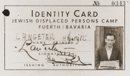 This identity card was issued to Henryk Lanceter at the Fürth Displaced Persons Camp in Germany.