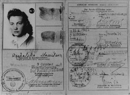 Tipo de ficha de identidade "ariana" usada pela judia Vladka Meed, de 1940 a 1942, no lado ariano da Varsóvia, onde ela contrabandeava armas para os combatentes judeus e os ajudava a fugir do Gueto.