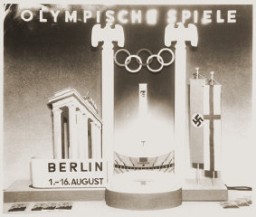 Здесь представлено объявление о проведении   XI  Летних Олимпийских игр, проходивших в Берлине, Германия, в 1936 году.
