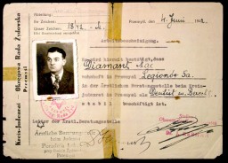 Dr. J. Rebhan, chair of the Jewish council in Przemysl, Poland, signed this document certifying that Max Diamant had stable employment in the Jewish clinic. The certificate identifies Diamant as a dentist and is dated June 4, 1942.
During World War II, the Germans established Jewish councils to ensure that Nazi orders and regulations were implemented. Jewish council members also sought to provide basic community services for ghettoized Jewish populations.