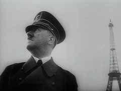 Через день після підписання Францією перемир’я з Німеччиною в червні 1940 року Адольф Гітлер відсвяткував перемогу Німеччини над Францією своїм відвідуванням Парижа. Поїзд Гітлера прибуває до Парижа. Подорож Гітлера включала відвідування паризької опери, Єлисейських полів, Тріумфальної арки та Ейфелевої вежі. Відвідавши гробницю Наполеона й базиліку Сакре-Кер, Гітлер покинув Париж. Загалом Гітлер провів у місті близько трьох годин. У липні Гітлер повернувся з тріумфом до Берліна, Німеччина.