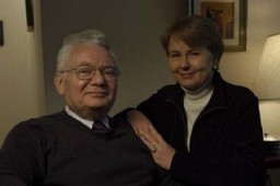 Photograph of Thomas with his wife, Peggy.
With the end of World War II and collapse of the Nazi regime, survivors of the Holocaust faced the daunting task of rebuilding their lives. With little in the way of financial resources and few, if any, surviving family members, most eventually emigrated from Europe to start their lives again. Between 1945 and 1952, more than 80,000 Holocaust survivors immigrated to the United States. Thomas was one of them. 