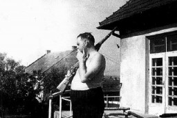 Amon Goeth, Plaszow kampının komutanı. Plaszow, Polonya, Şubat 1943 ve Eylül 1944 arası.