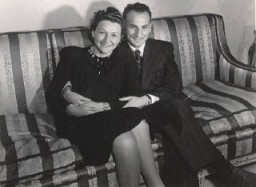 Aron and Lisa when they came to America. Photograph probably taken in Chicago, Illinois, 1947.